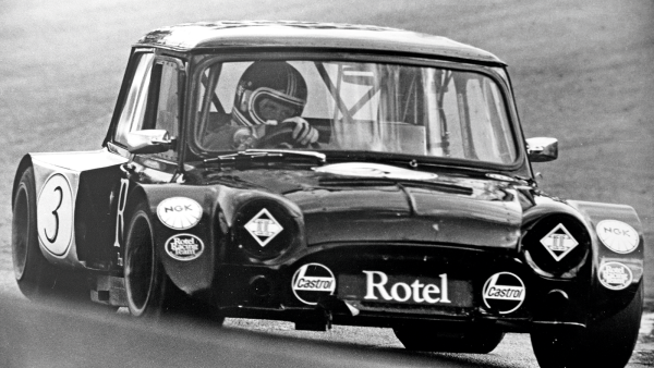 Classic & Sports Car – Top 10 maddest racing Minis – Rotel-Mini-Porsche-02_2.png